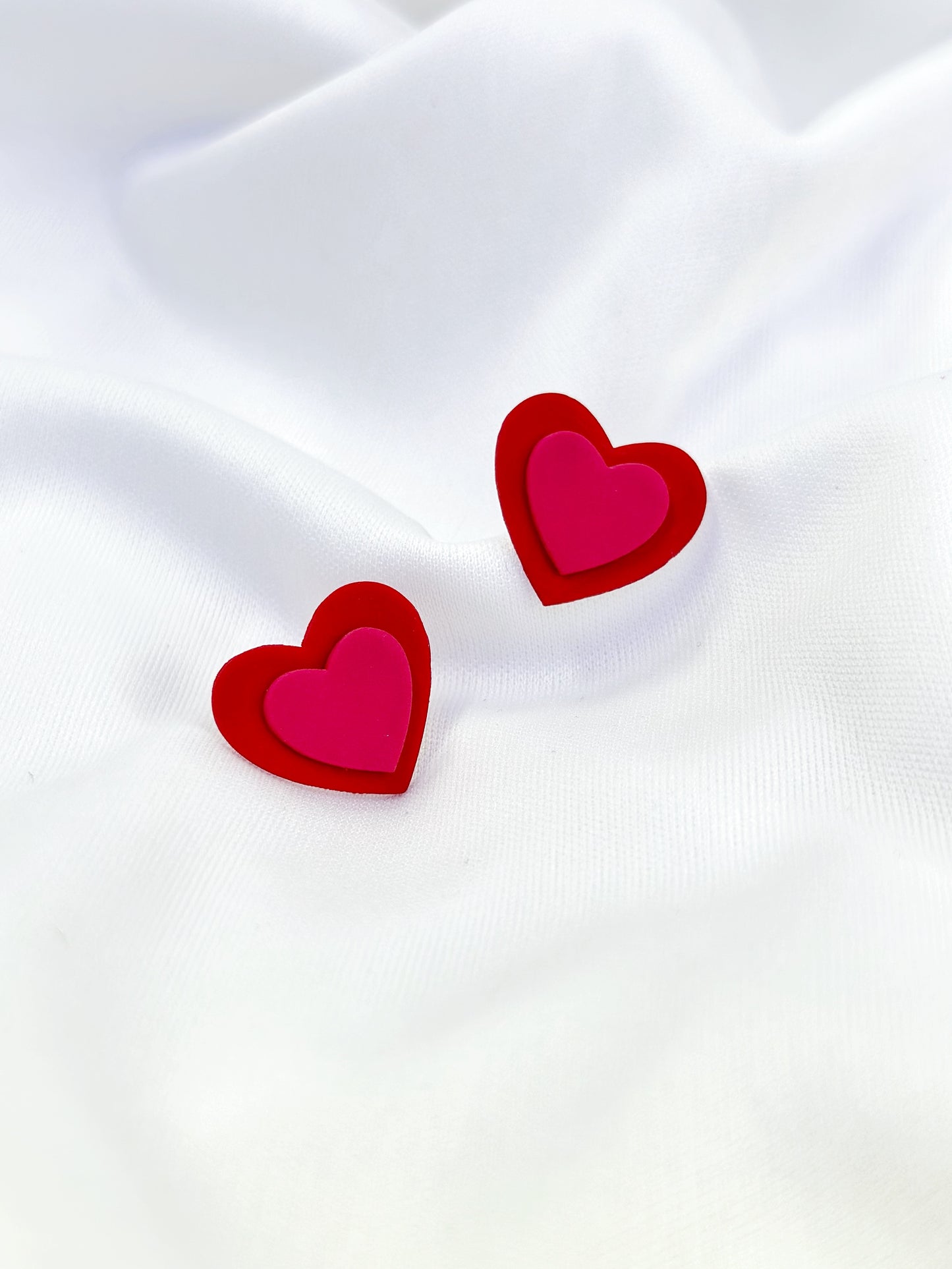 “Cuties” small earring hearts