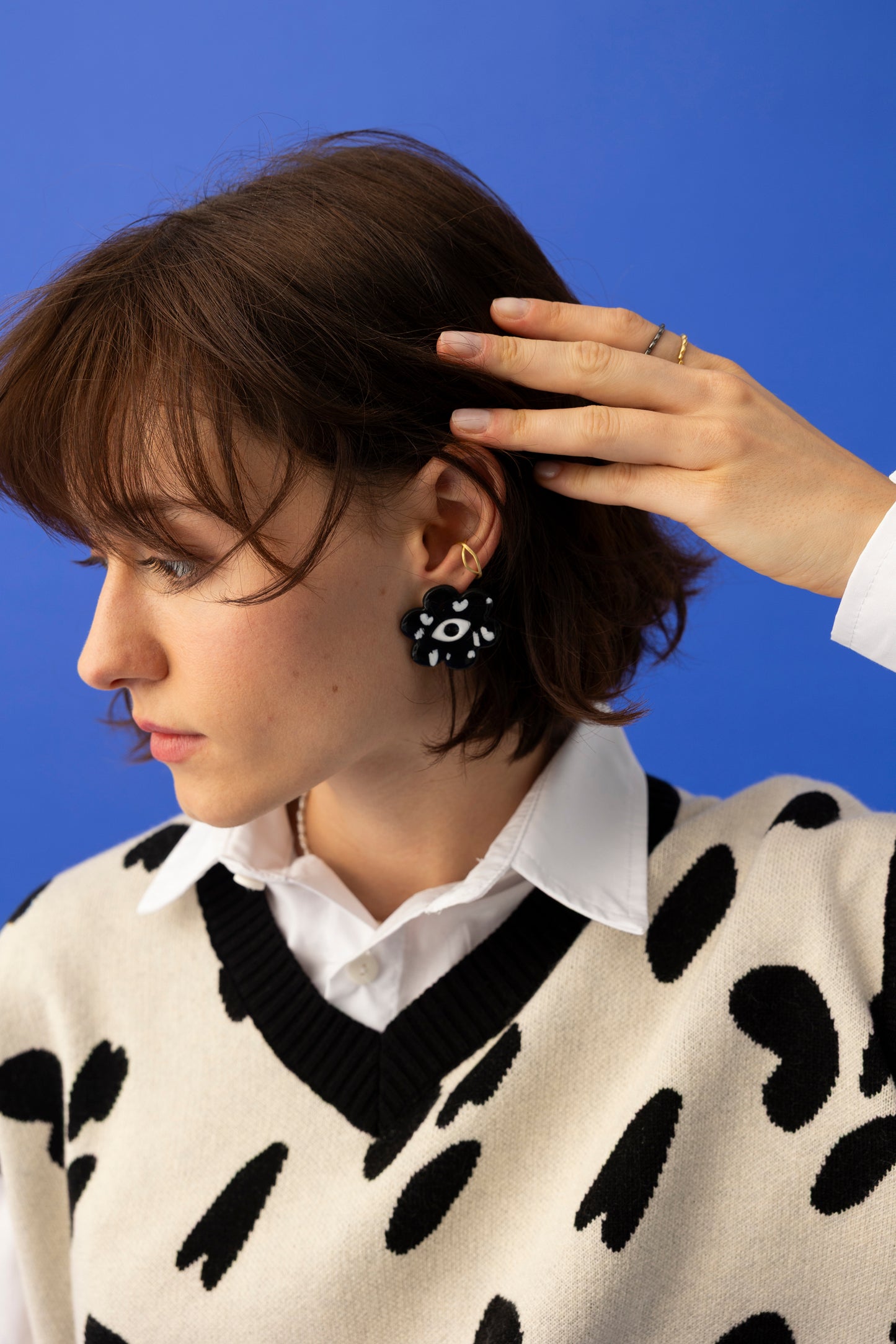 Diesblon x Adelie Pengu Earrings 👁️
