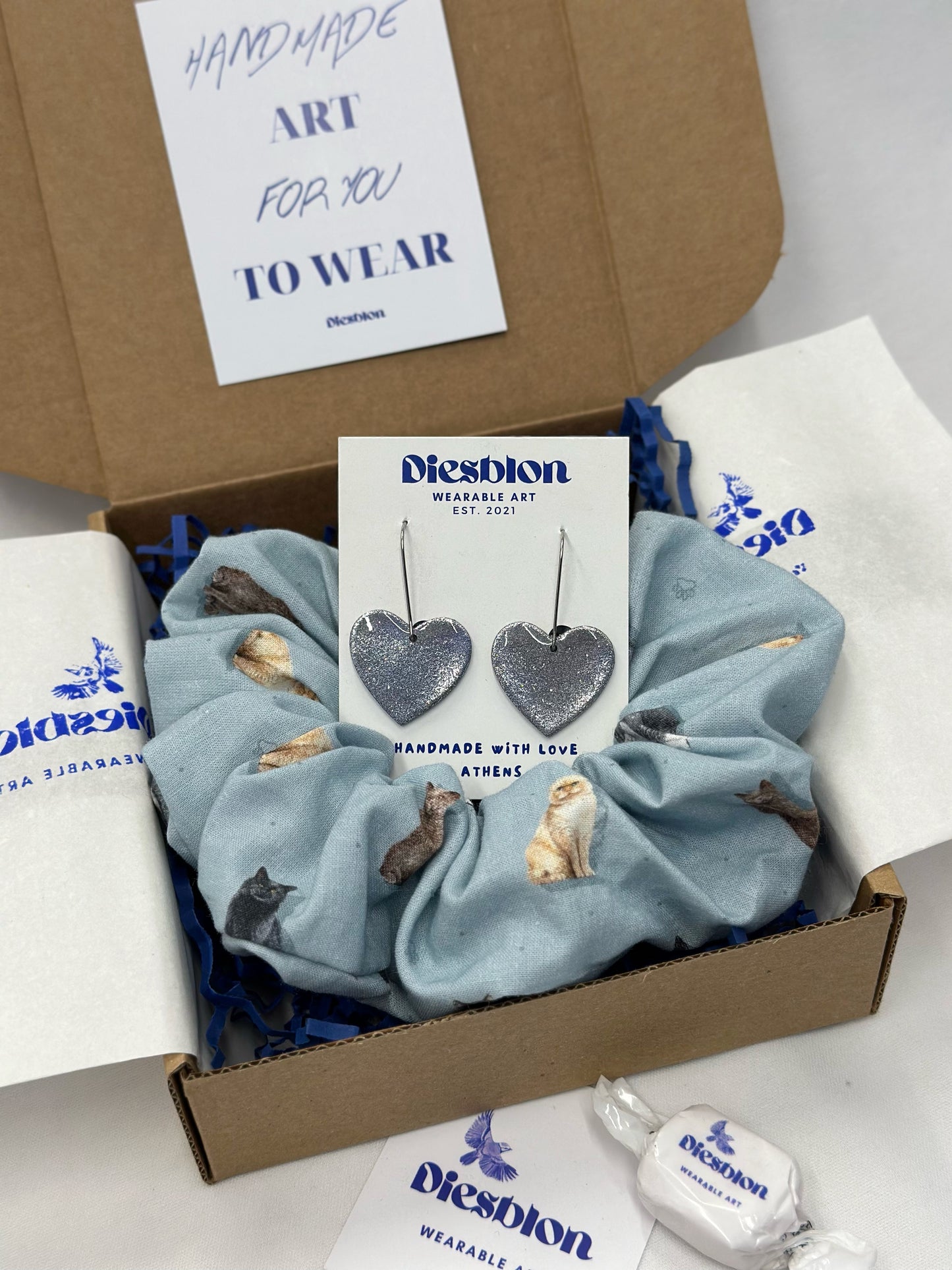 Gift boxes ๐