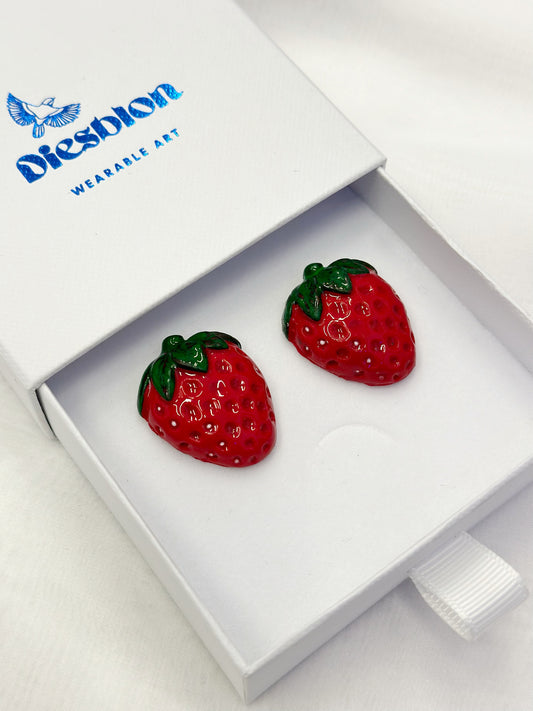 Juicy Strawberries 🍓