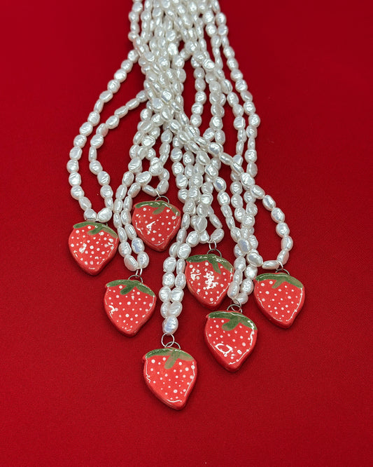 Strawberry ceramic necklace 🍓