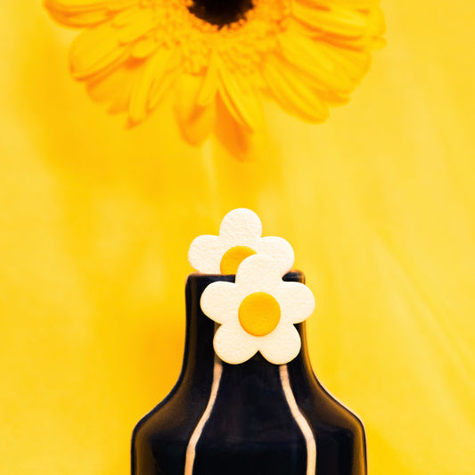 Daisy Studs