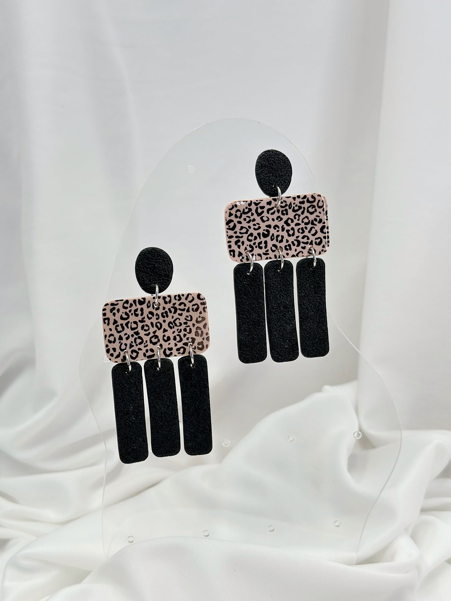 “Leopard” Dangles